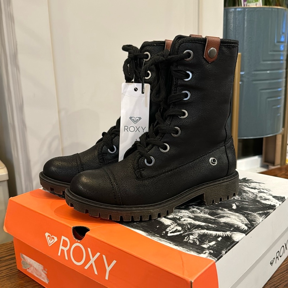 Roxy Bruna boots - size 5